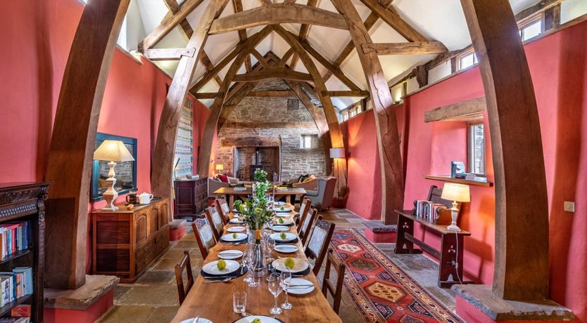 Photo of 5 Bed in Hay on Wye