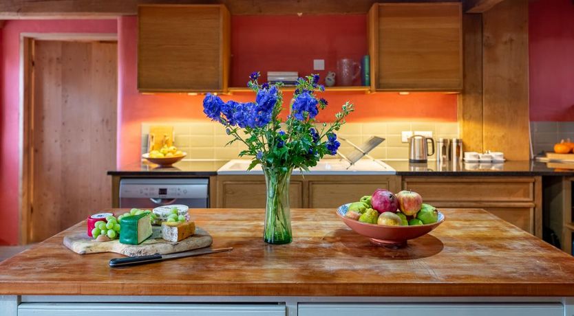 Photo of 5 Bed in Hay on Wye