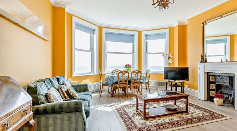 Photo of 2 Bed in St Leonards on Sea