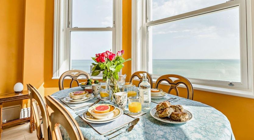 Photo of 2 Bed in St Leonards on Sea