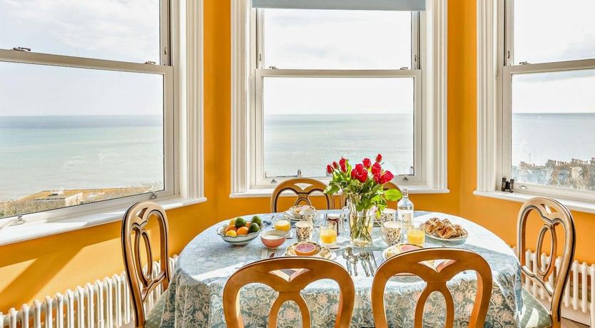 Photo of in St Leonards-on-Sea (51807)