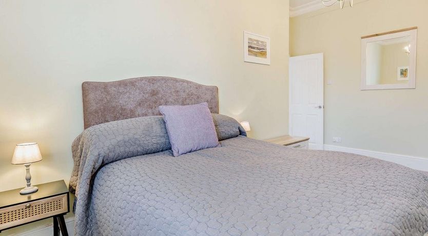 Photo of 2 Bed in St Leonards on Sea