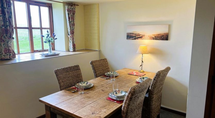 Photo of 2 Bed in Godshill