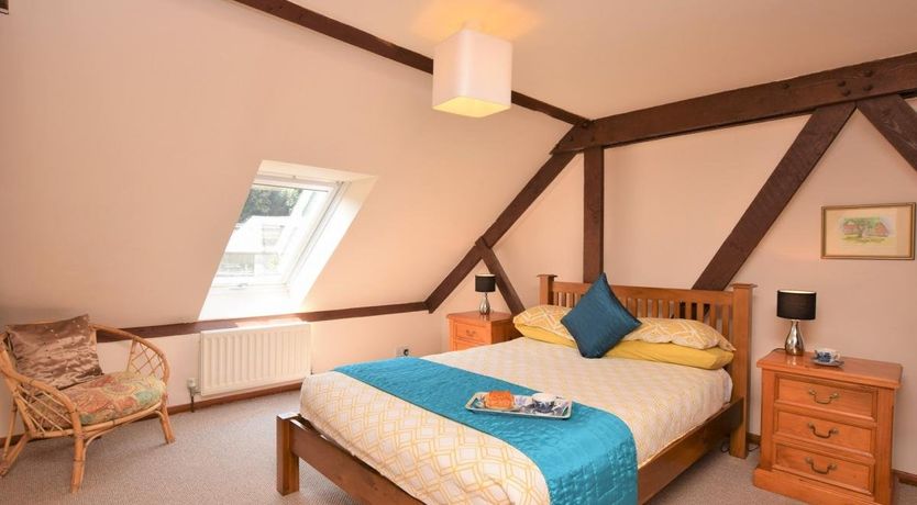 Photo of 2 Bed in Godshill