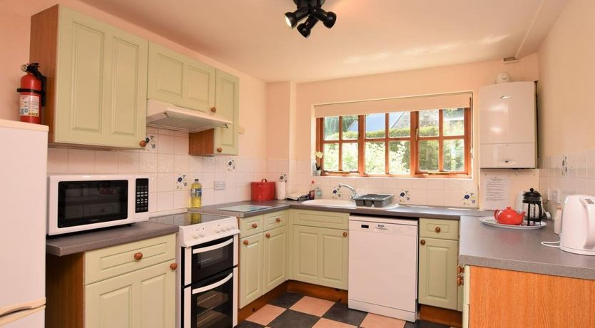 Photo of 2 Bed in Godshill