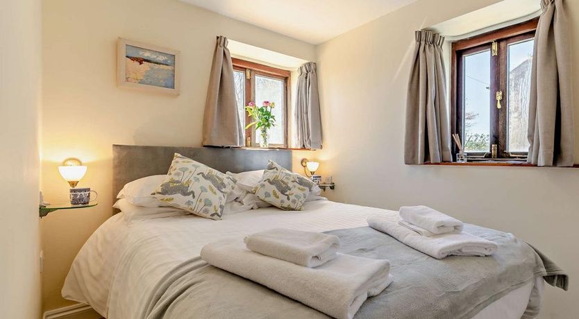 Photo of 1 Bed in St. Buryan