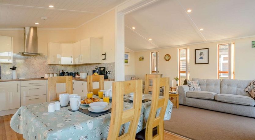 Photo of 2 Bed in Ripponden