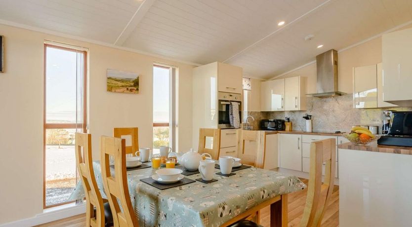 Photo of 2 Bed in Ripponden