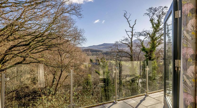 Photo of 3 Bed in Dolgellau