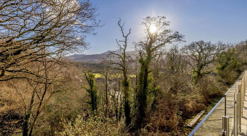 Photo of 3 Bed in Dolgellau