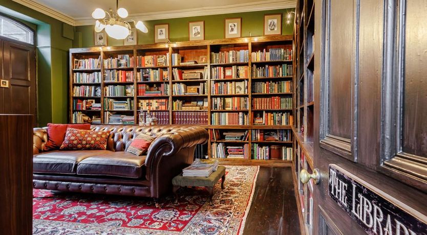 Photo of 5 Bed in Birnam