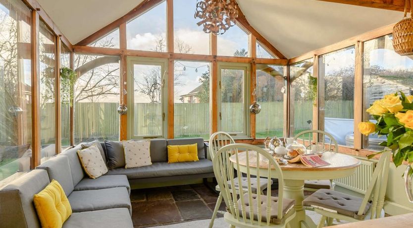 Photo of 4 Bed in Awre