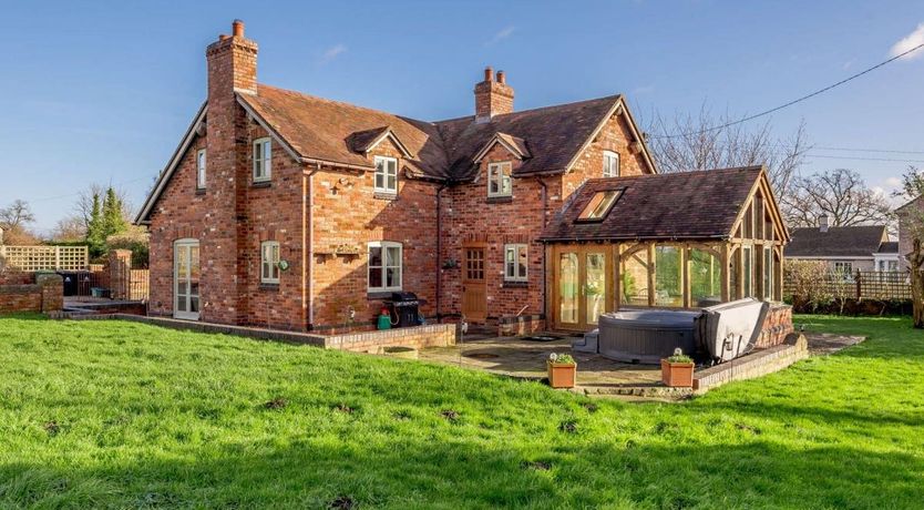 Photo of in Blakeney  (90589)
