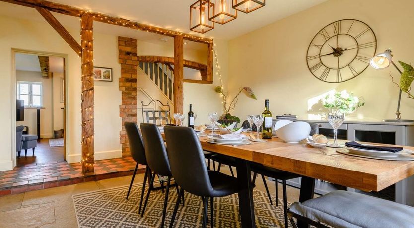 Photo of 4 Bed in Awre