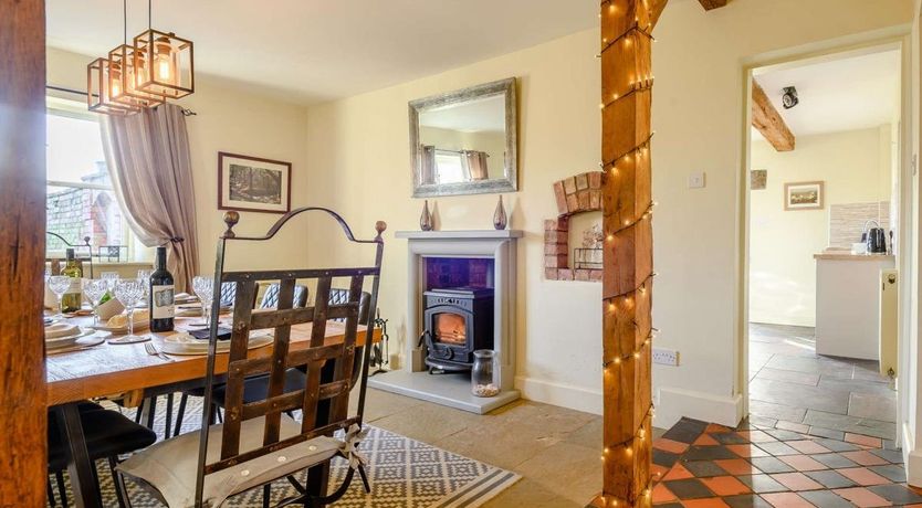 Photo of 4 Bed in Awre