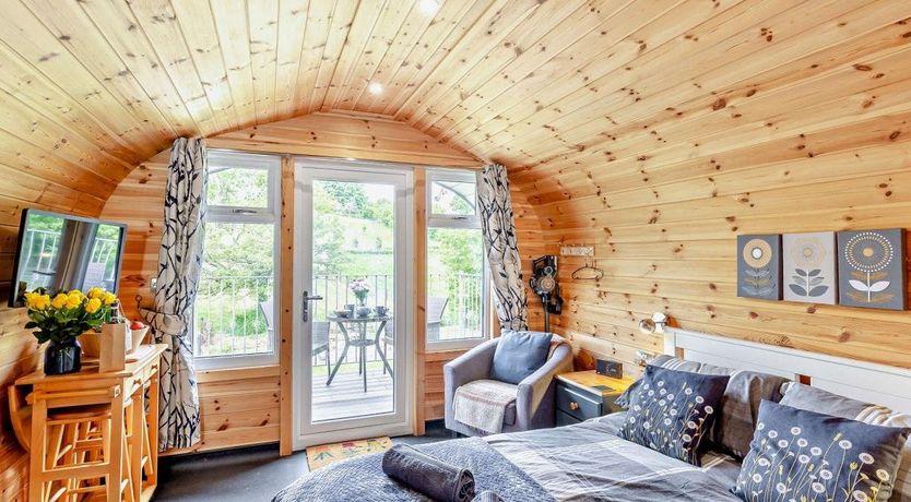 Photo of 1 Bed in All Stretton