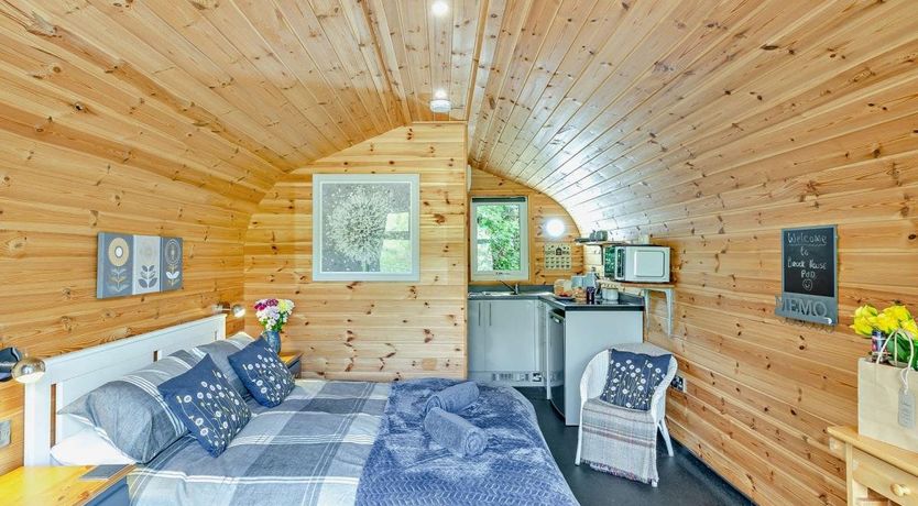 Photo of 1 Bed in All Stretton