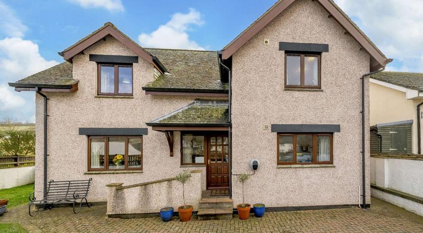 Photo of 3 Bed in Pooley Bridge