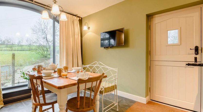 Photo of 1 Bed in Stoke-on-trent