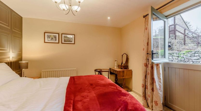 Photo of 1 Bed in Stoke-on-trent