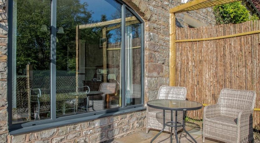 Photo of 1 Bed in Waterhouses