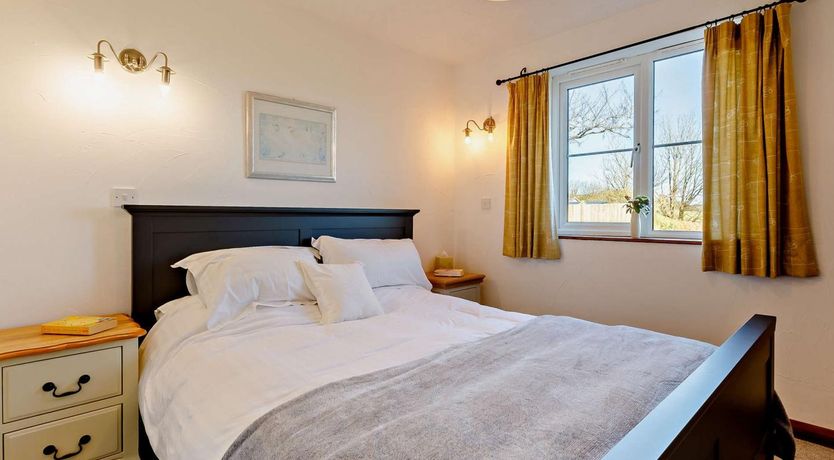 Photo of 3 Bed in Ilfracombe