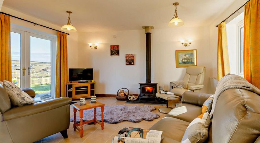 Photo of 3 Bed in Ilfracombe