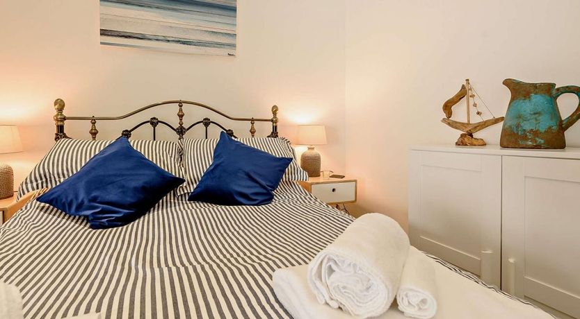 Photo of 2 Bed in Tenby