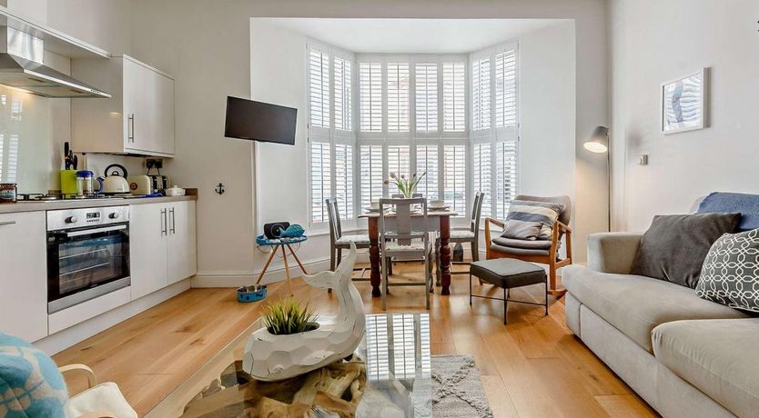 Photo of 2 Bed in Tenby