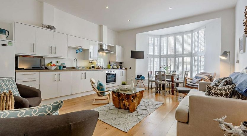 Photo of 2 Bed in Tenby