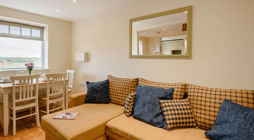 Photo of 2 Bed in Newark
