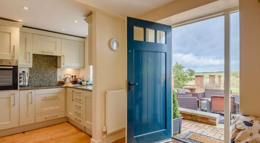 Photo of 2 Bed in Caunton