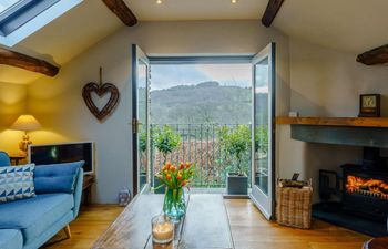 2 Bed in Ulverston Holiday Cottage