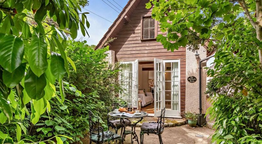 Photo of 1 Bed in Ellicombe