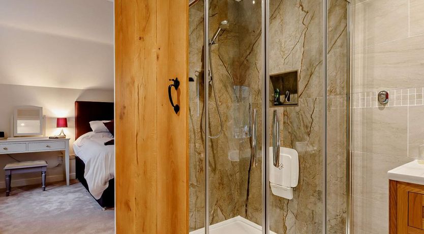 Photo of 1 Bed in Lydmarsh