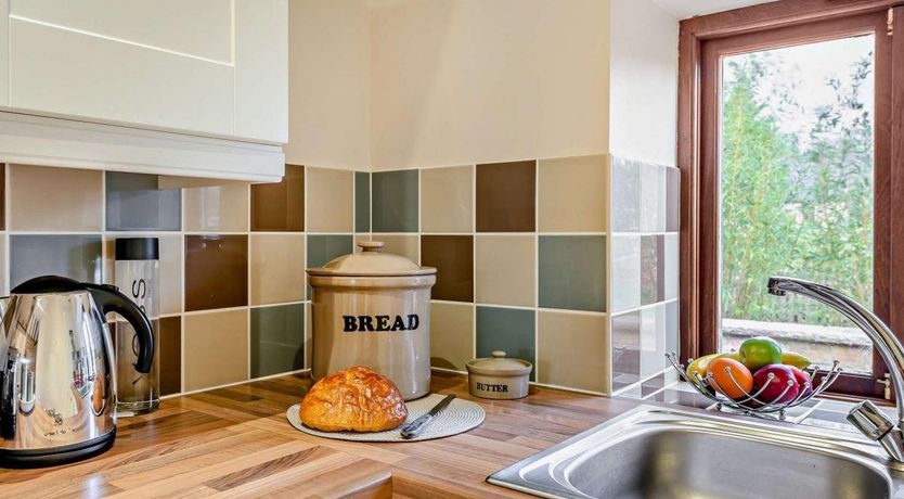 Photo of 2 Bed in Ashby De La Launde