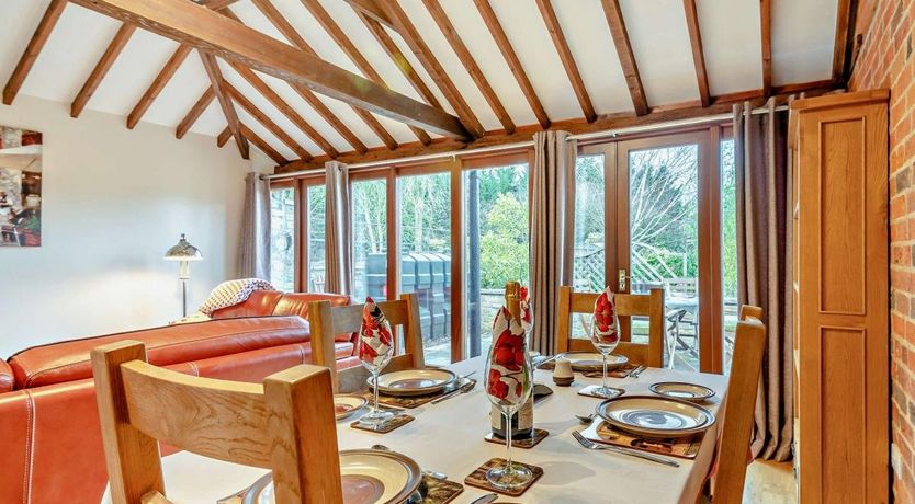 Photo of 2 Bed in Ashby De La Launde