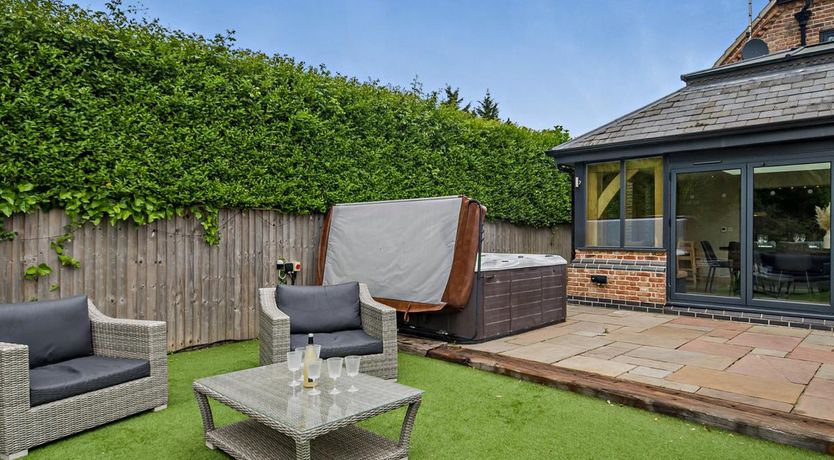 Photo of 6 Bed in Clenchwarton