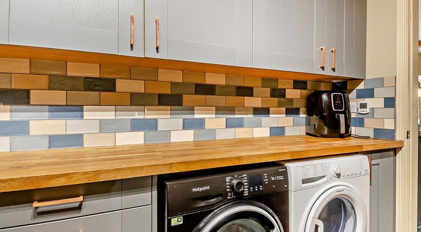 Photo of 6 Bed in Clenchwarton