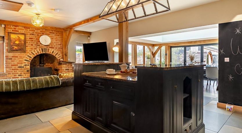 Photo of 6 Bed in Clenchwarton