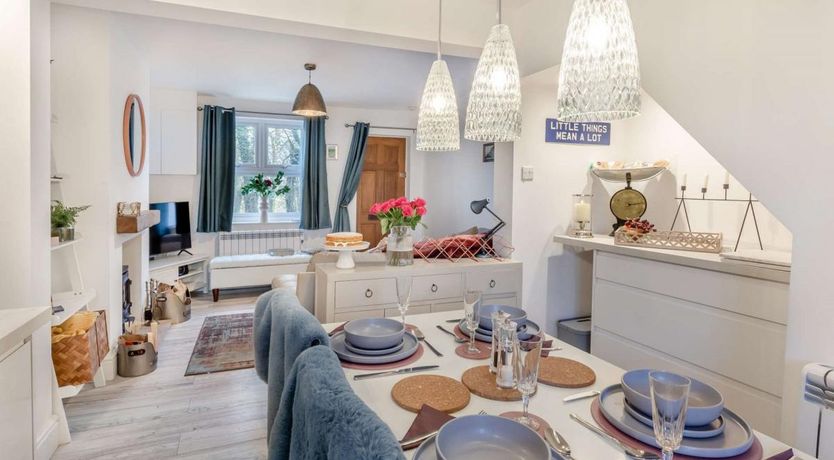 Photo of 2 Bed in Kilburn