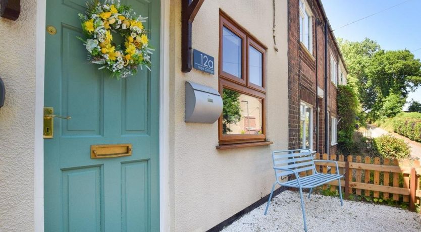 Photo of 2 Bed in Kilburn