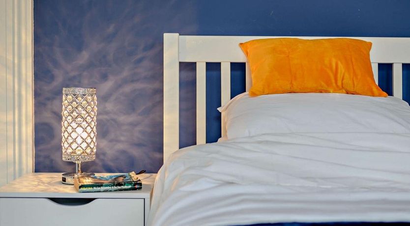 Photo of 5 Bed in Swanage