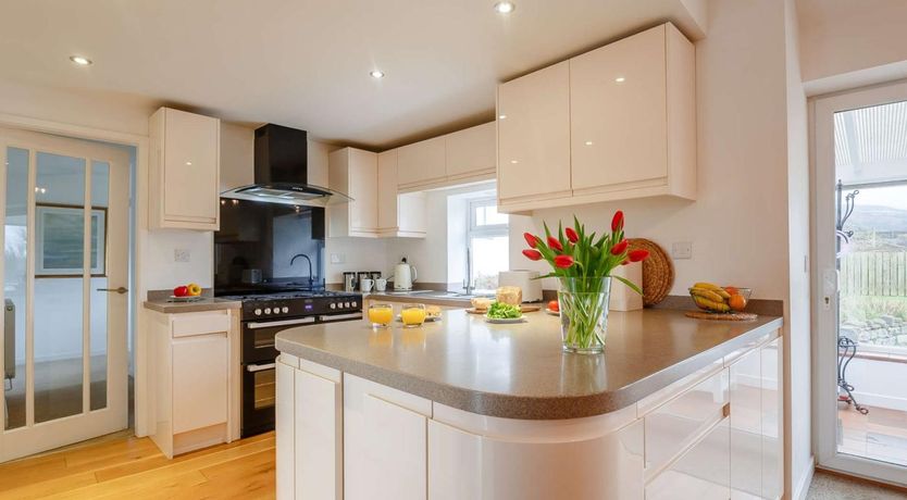 Photo of 3 Bed in Caernarfon