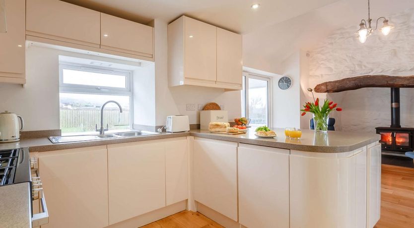 Photo of 3 Bed in Caernarfon