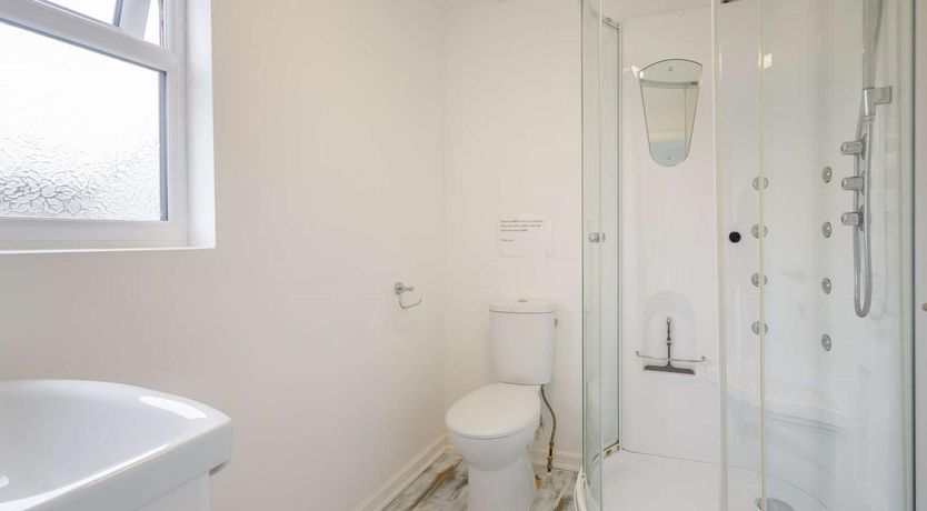 Photo of 1 Bed in Caernarfon