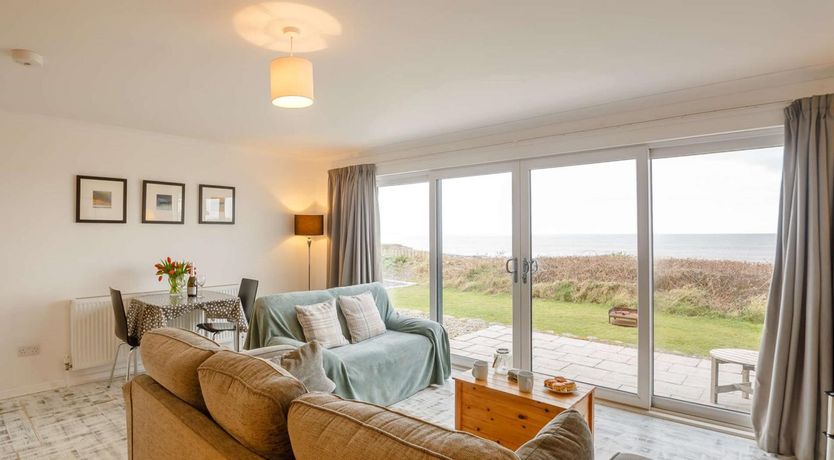 Photo of 1 Bed in Caernarfon