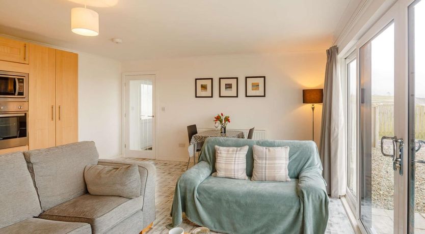 Photo of 1 Bed in Caernarfon