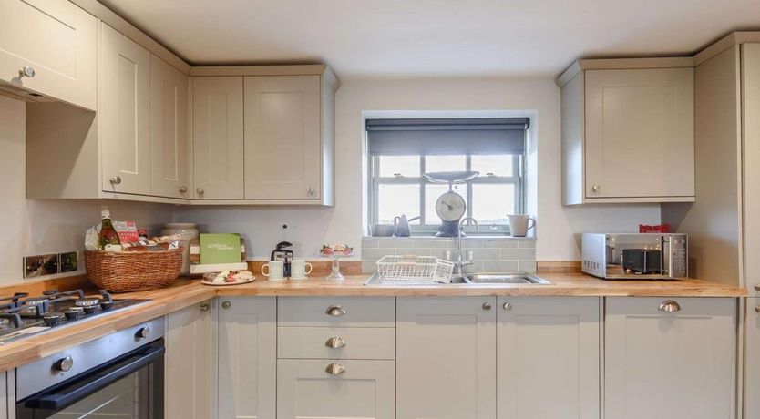 Photo of 2 Bed in Barton