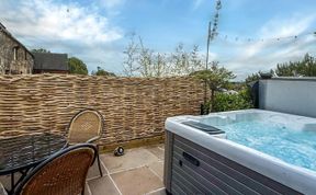 Photo of 2 Bed in Matlock